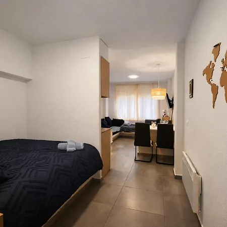 Cerca De La Playa Rosas