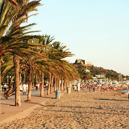 Cerca De La Playa Rosas